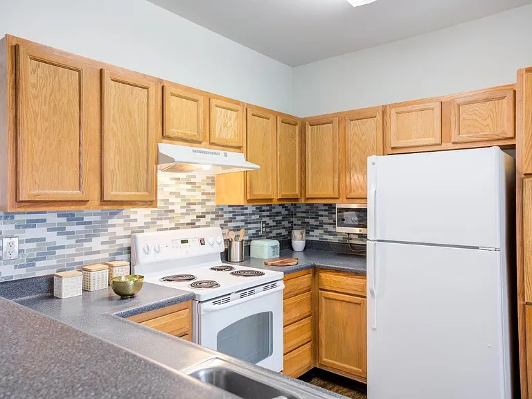 Crescent at Wolfchase Apartment Homes — Photo 1