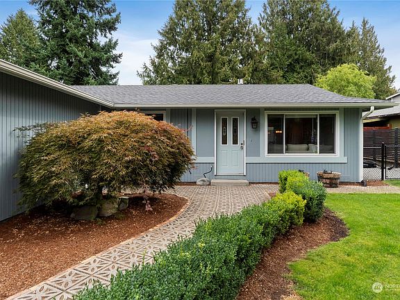 5th image of 5426 S Island Drive East