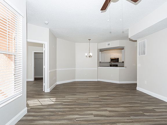5th image of 5584 Metrowest Blvd #10-210