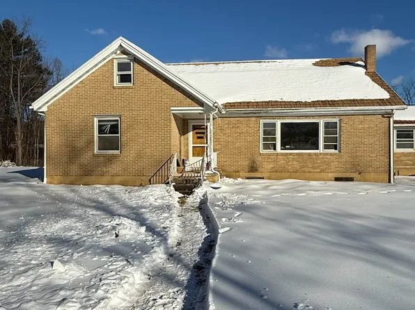 299 Level Rd APT 1, Hummelstown, PA 17036