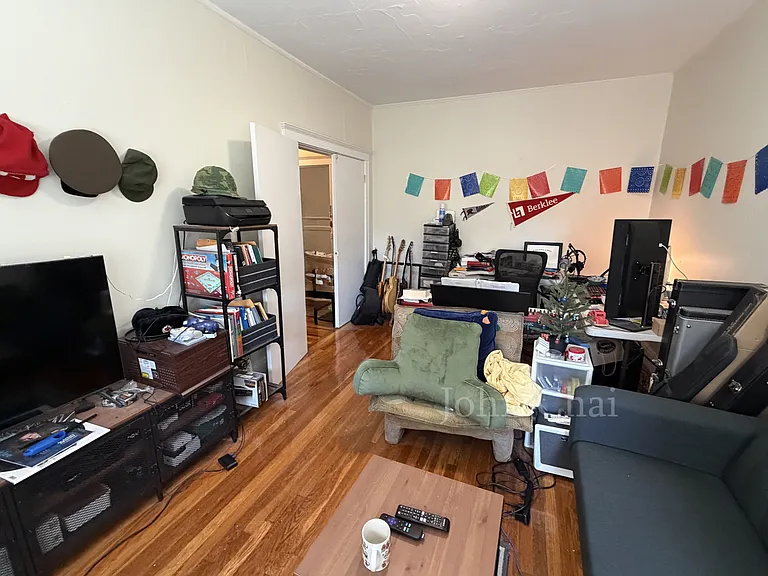 1810 Commonwealth Ave #23 — Photo 5