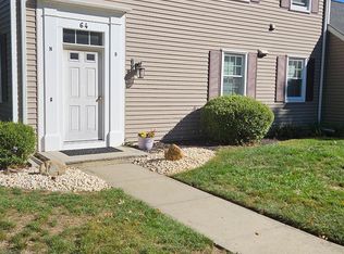 64 N Amherst Ln #B, Monroe Township, NJ