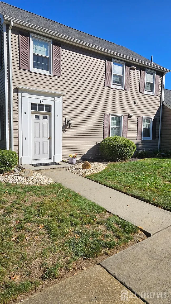 64 N Amherst Ln #B photo 1