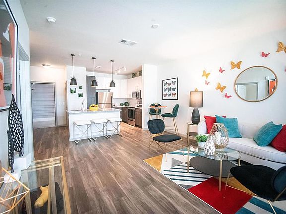 2nd image of 1900 Kilgore Pkwy #1309