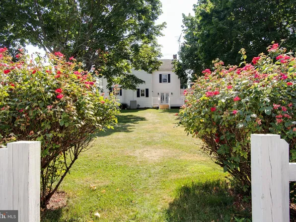 15665 Pennsylvania Ave, Greencastle, PA 17225