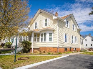 28 Hemlock Ave, Cranston, RI 02910