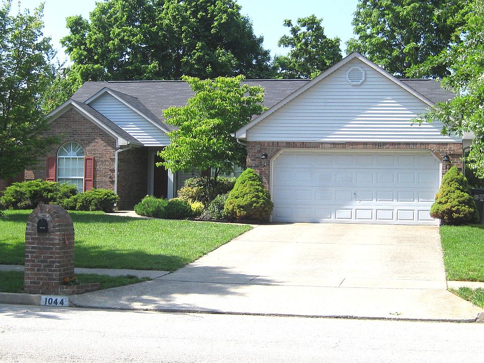 1st image of 1044 Wyndham Hills Dr