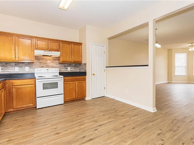 1471 Riverrock Trl — Photo 3