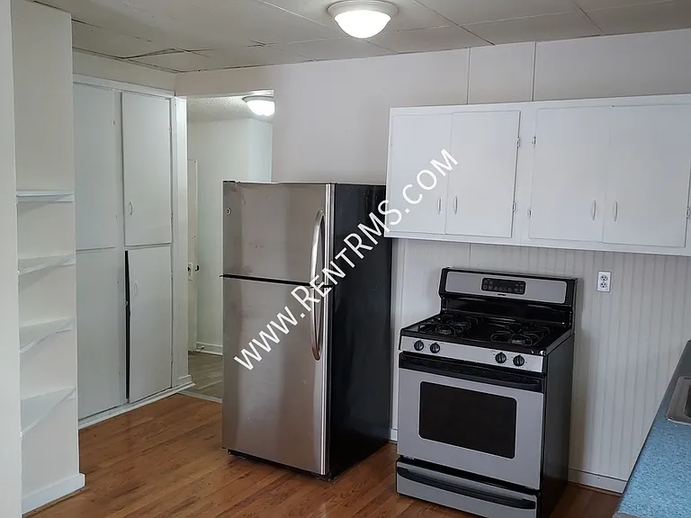 2600 SW Clay St #4 — Photo 5