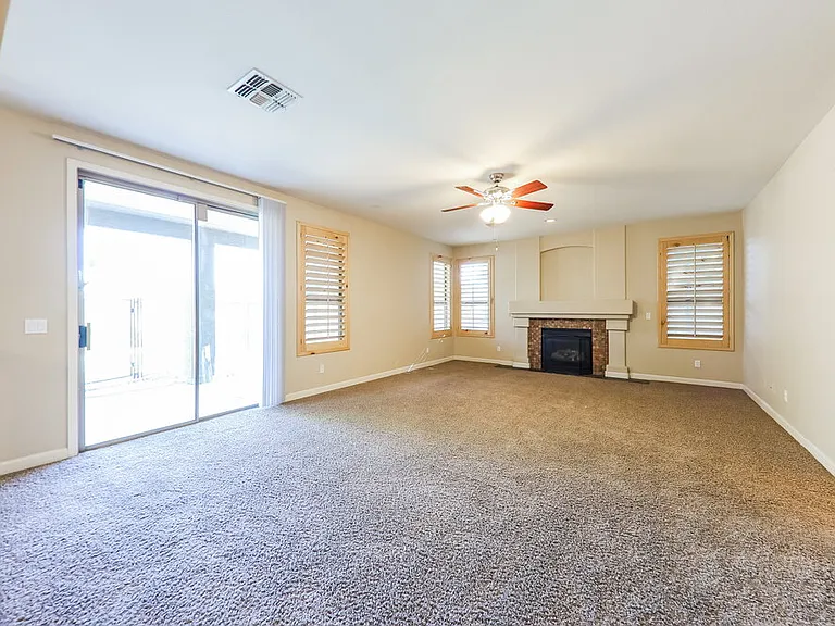 7064 W Antelope Dr — Photo 9
