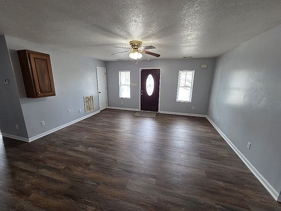 4th image of 625 David St