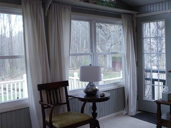 4th image of 505 Torrance Ave