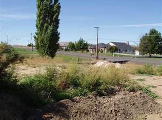 Nna Hennessey Rd, Yakima, WA 98908