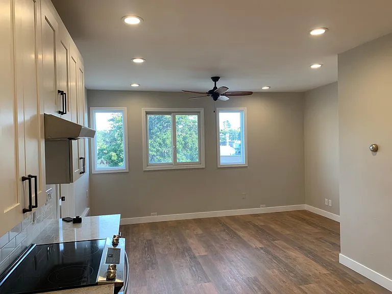 4383 Piedmont Ave — Photo 5