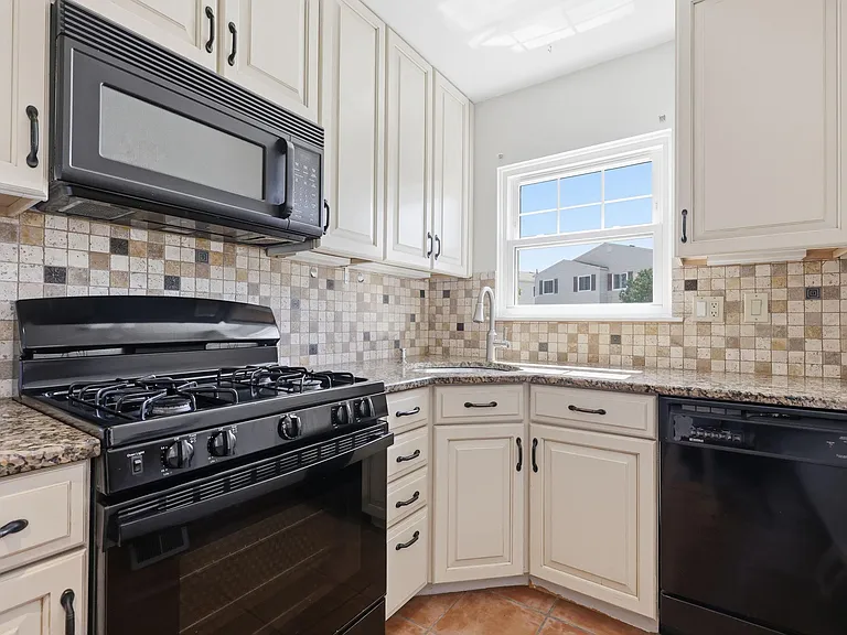 1514 Marcy Pl #A — Photo 7