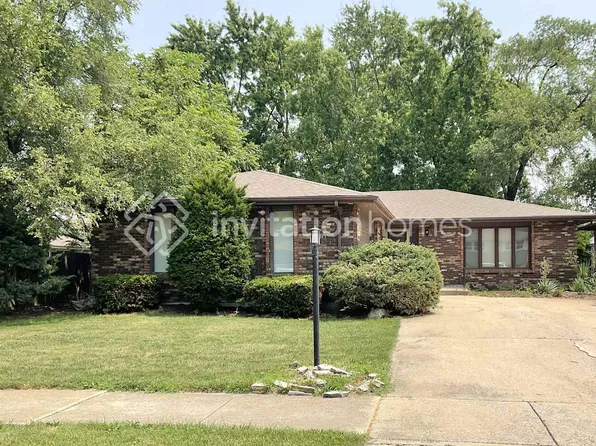 15515 Long Ave, Oak Forest, IL 60452