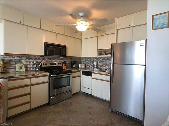 4th image of 7360 Estero Blvd APT 707