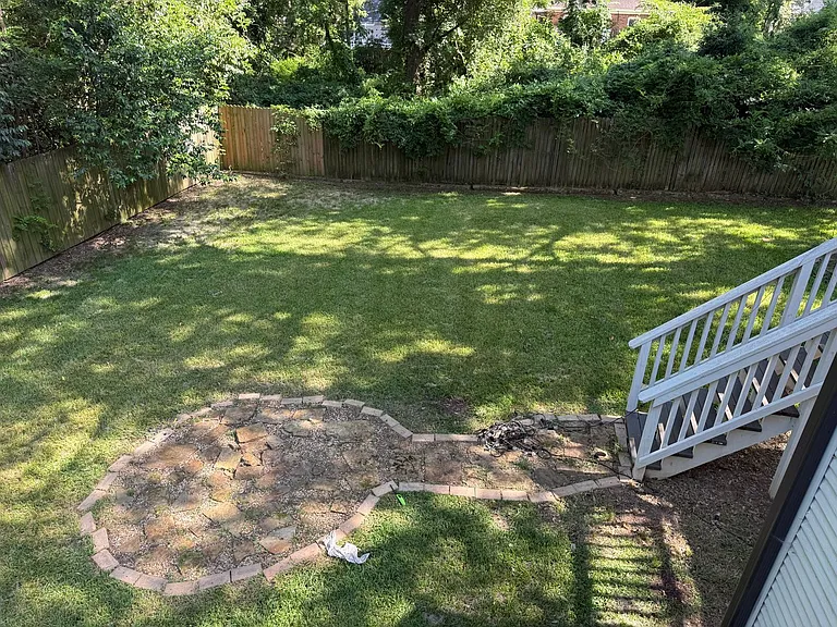 606 W Dobbs St — Photo 7