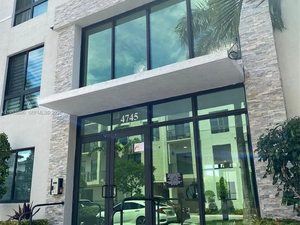 4745 NW 84th Ct Unit 48, Doral, FL 33166