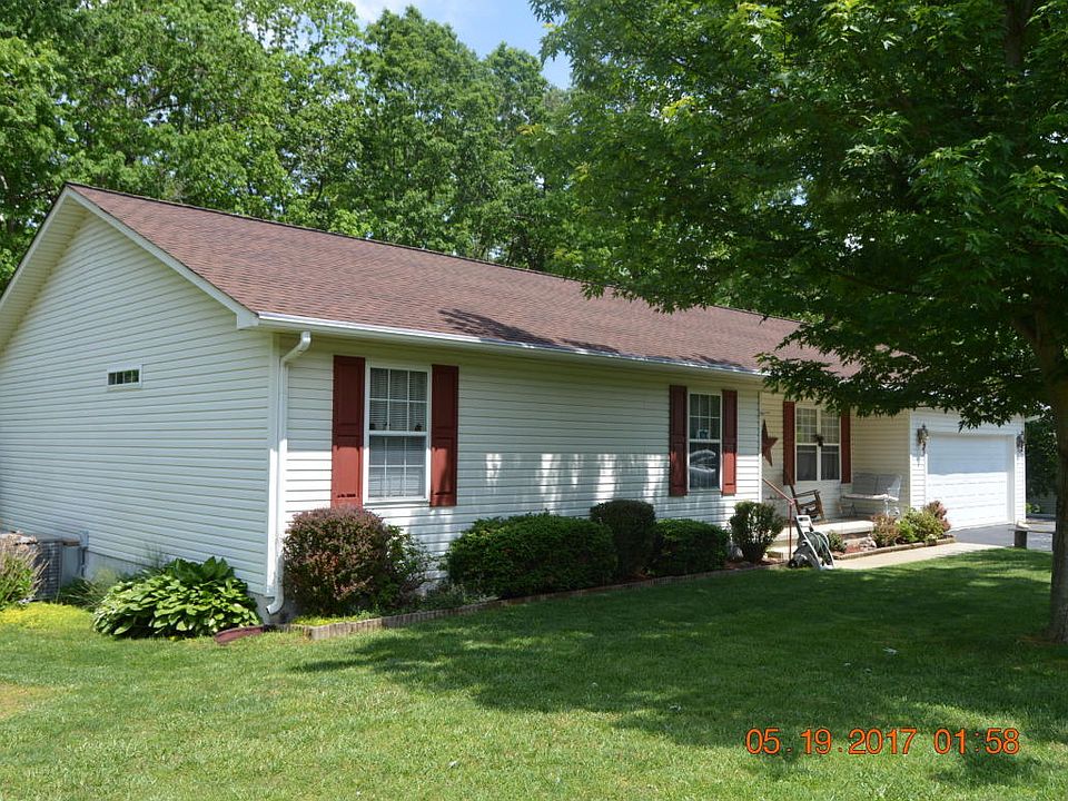 1st image of 60 Canary Dr