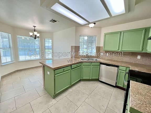 5th image of 5408 W Garland Ave