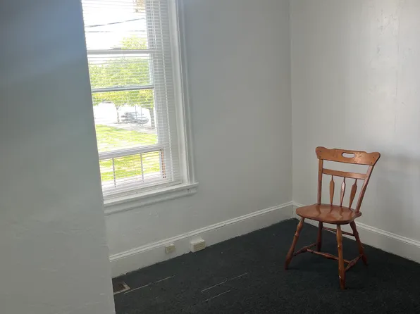2900 W 2nd St #2, Chester, PA 19013