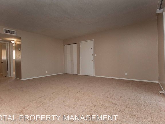 3rd image of 513 Kolson Cir APT C