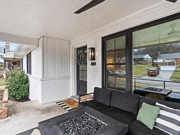 5th image of 6537 Cliff Ridge Ave