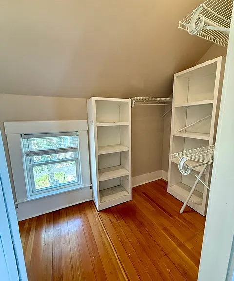 Primary walk-in closet
~10x5