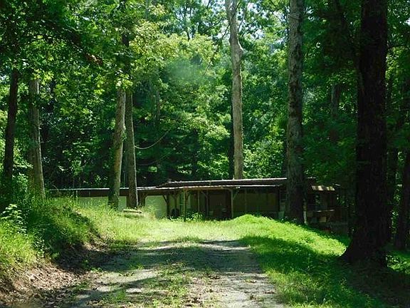 5th image of 26 Boyd Ln