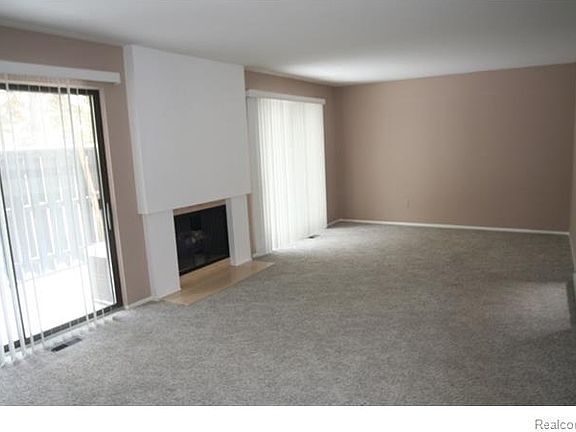 3rd image of 5214 Brett Ct #1