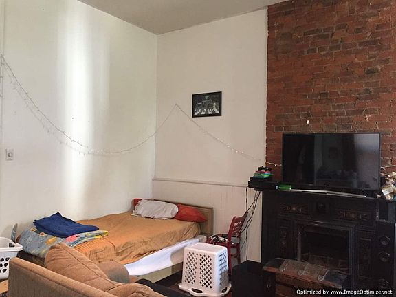 4th image of 2311 Wheeler St