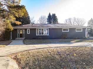 2590 Teakwood St, Appleton, WI 54915
