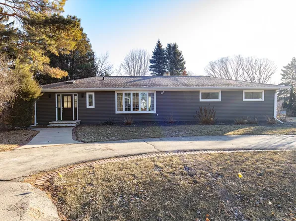 2590 Teakwood St, Appleton, WI 54915
