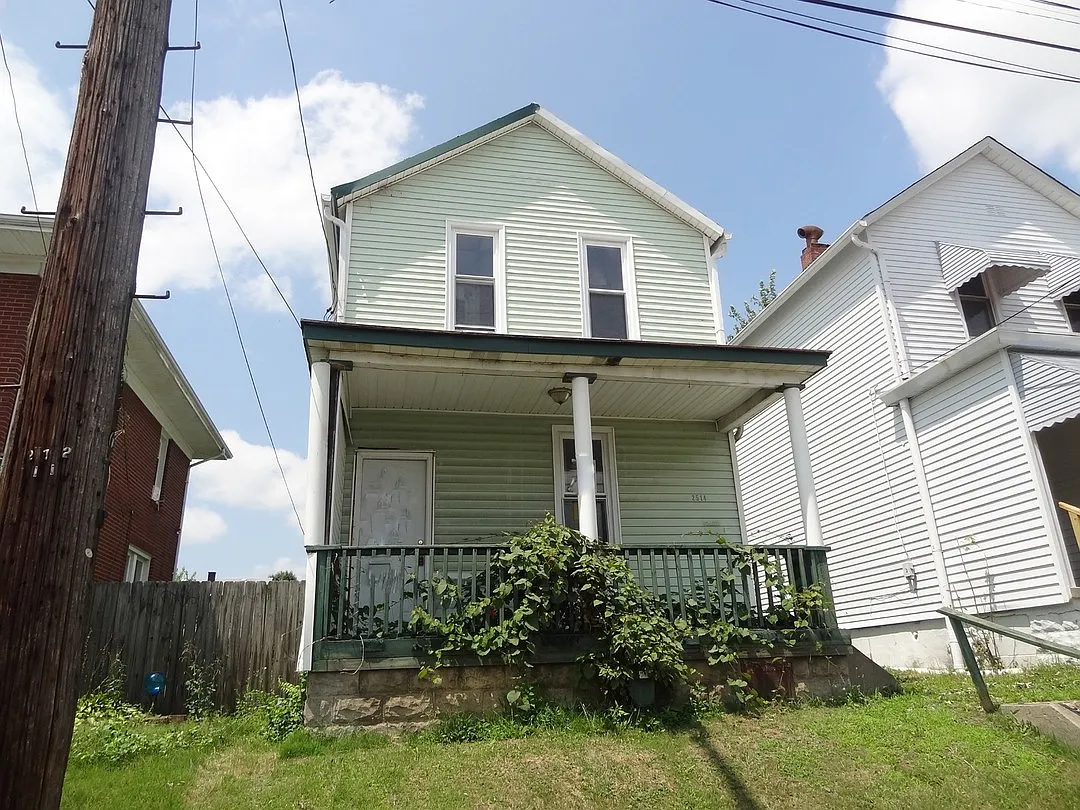 2514 Banker St photo 1