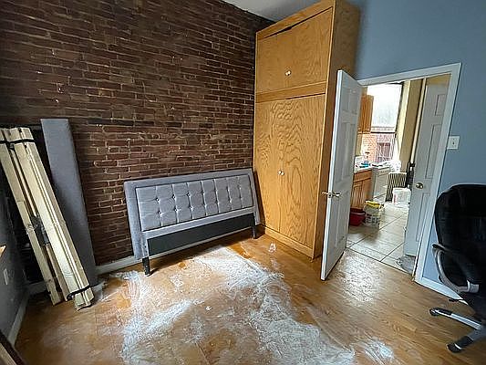 1st image of 519 W 48th St APT 18