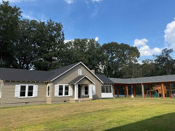 5th image of 6060 Elmore Rd