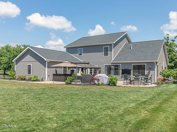 3rd image of 23 Fairway Dr