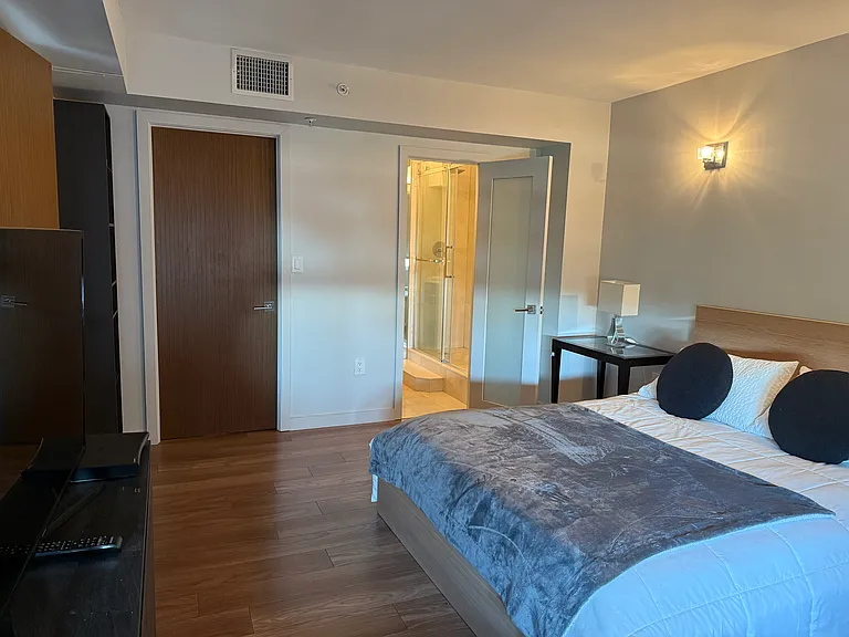 2333 Brickell Ave #306 — Photo 32