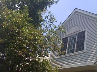 2322 Dawson Ln, Algonquin, IL 60102