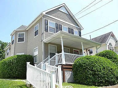 242 Spring Rd #B