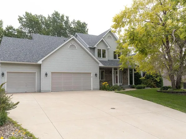 315 Crestview Dr, Hastings, MN 55033
