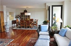 5th image of 1 Lake Shore Blvd Suite 706