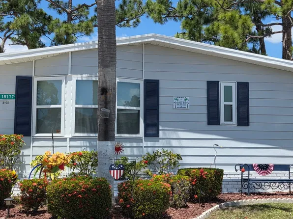 19177 Harbour Tree Ct #38J, North Fort Myers, FL 33903
