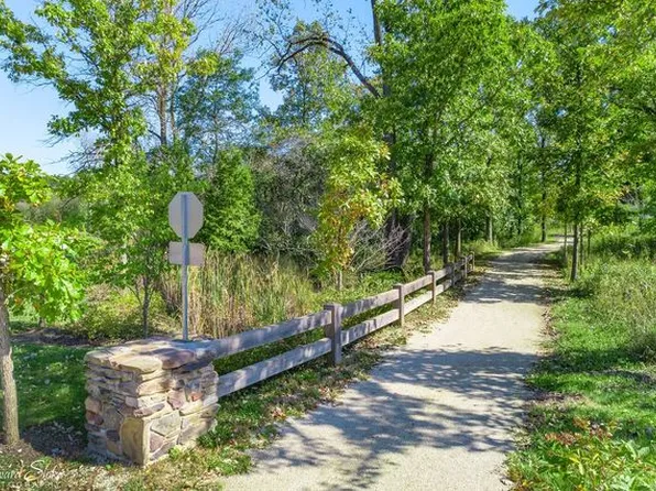 27545 Penny Ln, Mettawa, IL 60048