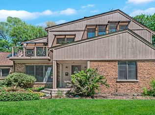 5436 Greenwood St, Skokie, IL 60077