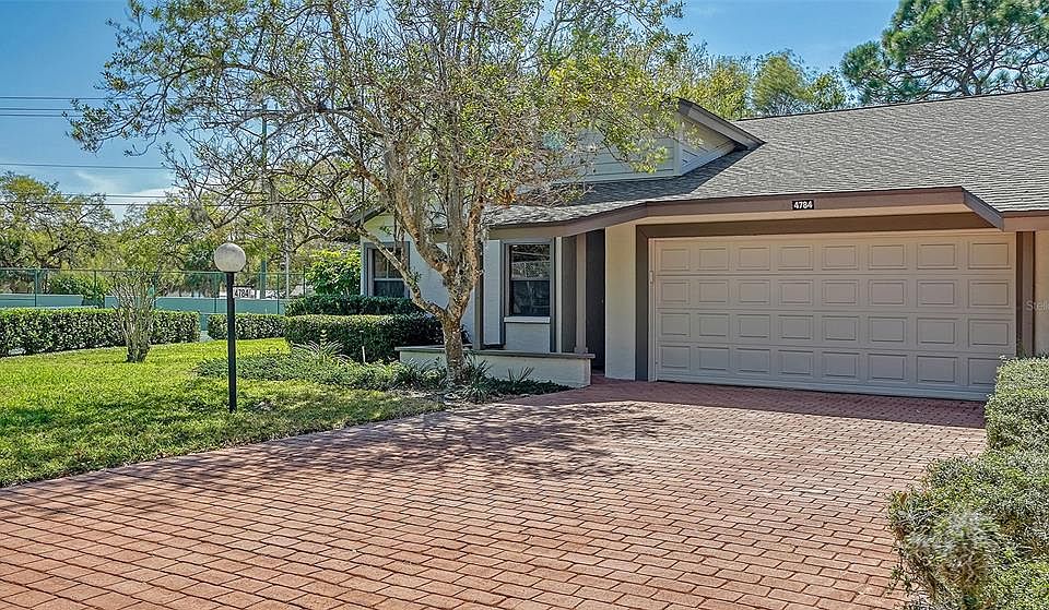 1st image of 4784 OAK FOREST DRIVE W #70