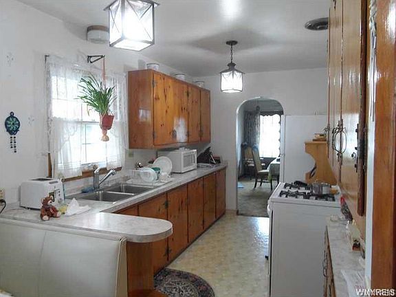 2nd image of 3627 Marlowe Ave