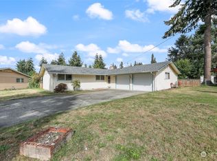 6814 Husky Way SE, Olympia, WA