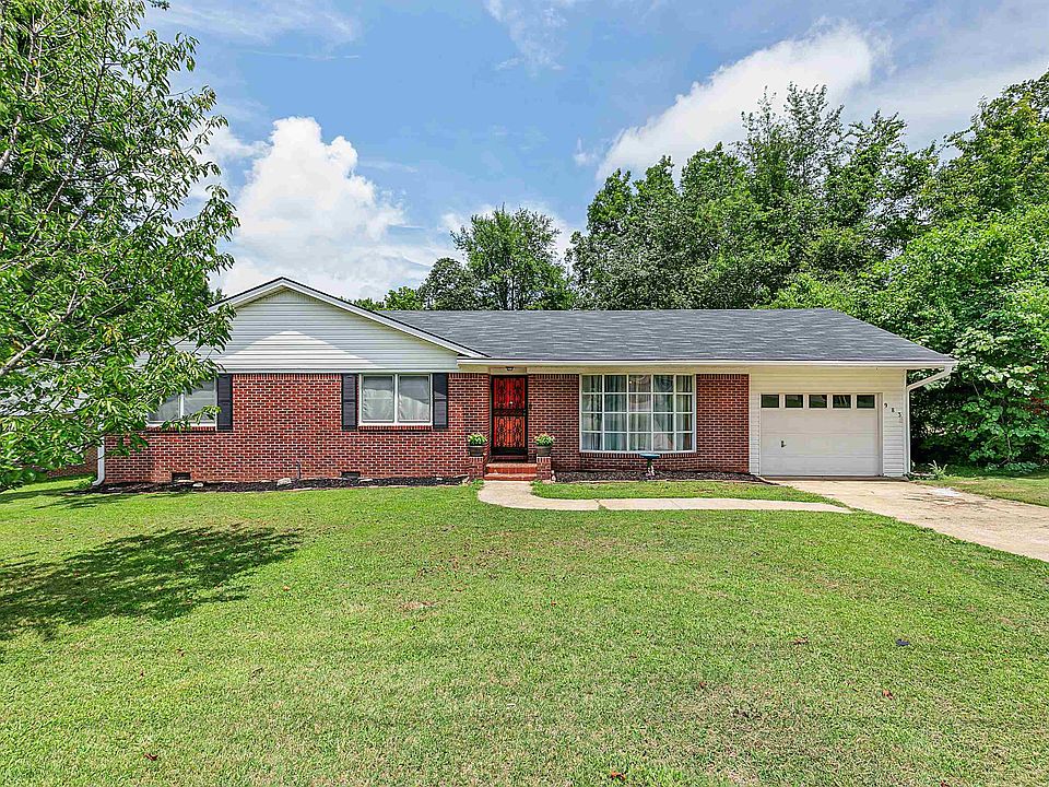 983 Skyline Dr, Jackson, TN 38301 | Zillow